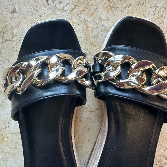 NWOT Madden NYC Chain Platform Espadrille Black/Gold - Picture 3 of 7